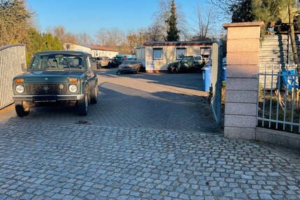 Lada Niva 58.000 km 6.800 &euro; Trebbin 14959