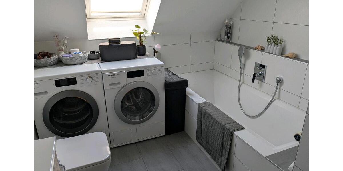 Dachgeschoßwohnung Herzogenaurach - 2.5 Zimmer, 64 m&sup2;, 275.000&euro; | Angebot:26704722