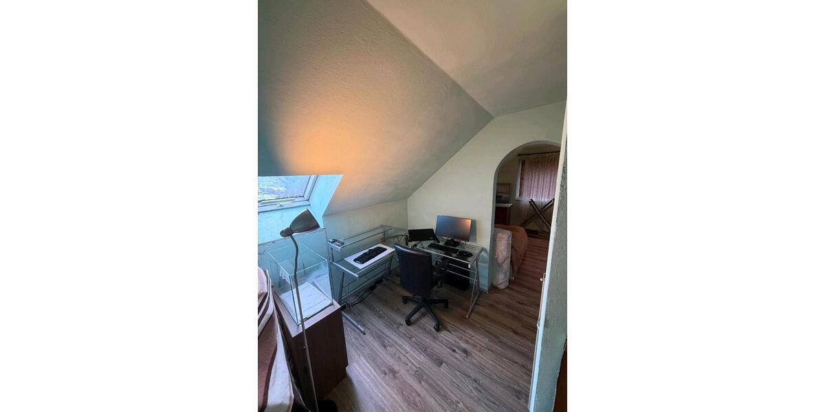 Einfamilienhaus Schönthal - 12 Zimmer, 140 m&sup2;, 225.000&euro; | Angebot:24886146