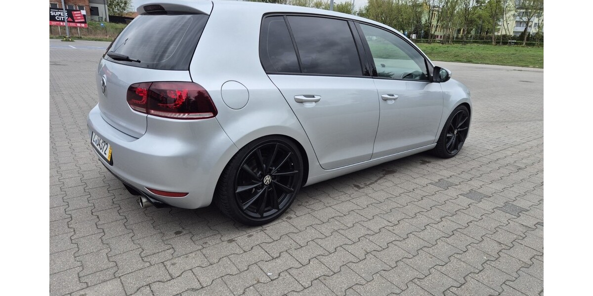 VW Golf 220.000 km 6.400 € Glauchau 08371