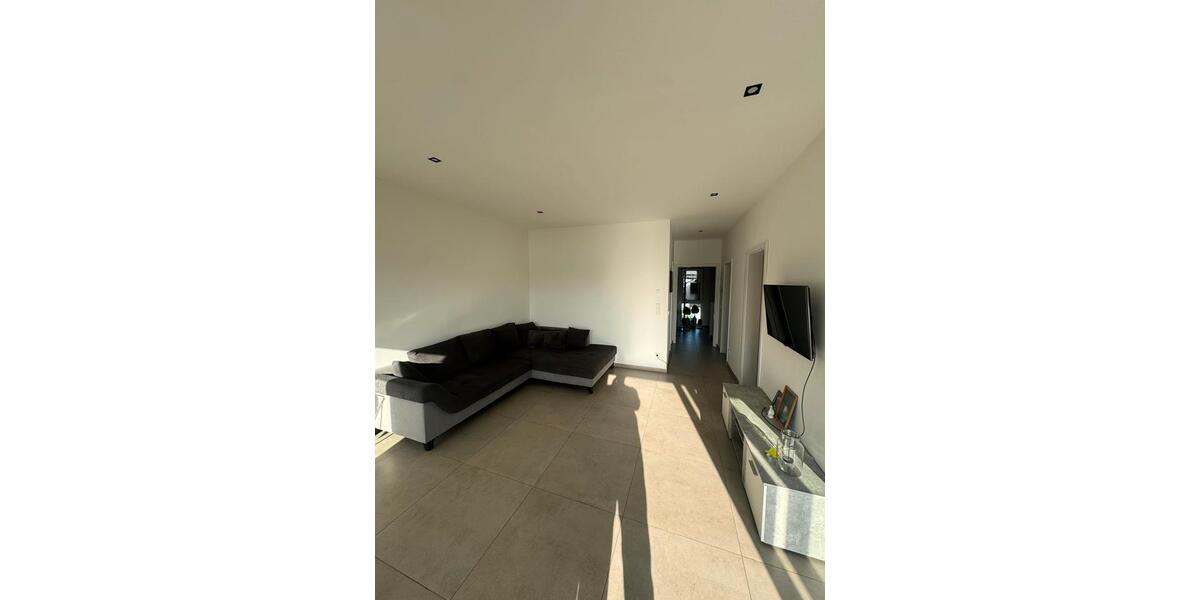 Etagenwohnung Gronau (Westfahlen) - 2 Zimmer, 75 m&sup2;, 1.100&euro; | Angebot:26670848