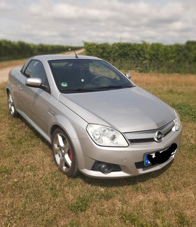 Opel Tigra 112.000 km 3.555 € Spiesheim 55288
