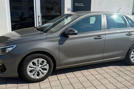 Hyundai i30 116.100 km 10.490 &euro; Straßlach bei München 82064
