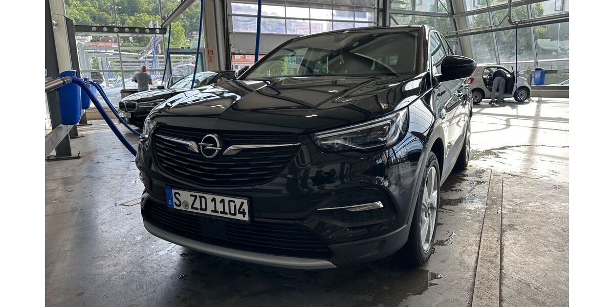Opel Grandland (X) 53.000 km 13.800 &euro; Stuttgart 70188