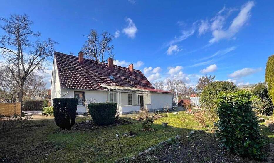Einfamilienhaus mit Werkstatt Garage Carport in zentrumsnaher schöner Wohnlage von Zehdenick