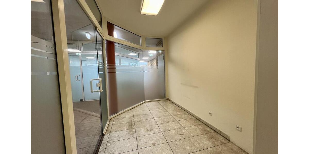 Attraktive & barrierefreie Büro- und Ausstellungsfläche in direkter Lauflage zum Westertor - Lübbecke! zimmer