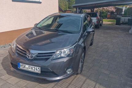 Toyota Avensis 139.000 km 7.600 &euro; Arnsberg 59759