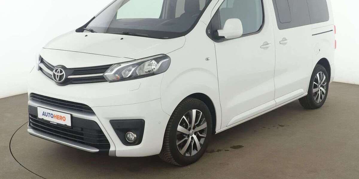 Toyota Proace 96.444 km 22.860 &euro; Berlin 14059