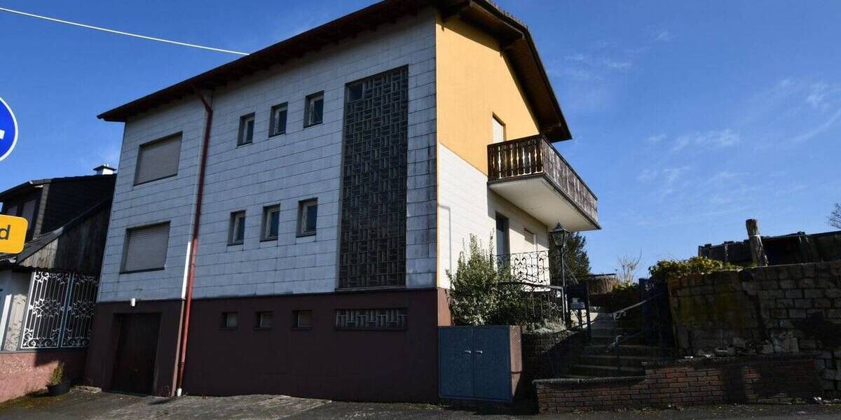 Einfamilienhaus Erbach Bullau - 5 Zimmer, 147 m&sup2;, 175.000&euro; | Angebot:25685208