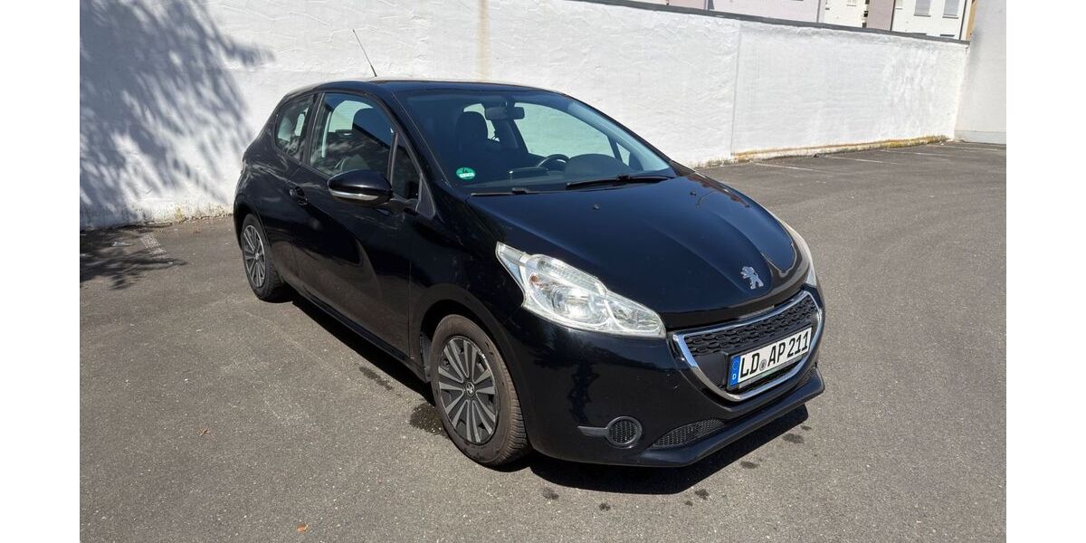 Peugeot 208 166.510 km 3.400 &euro; Landau in der Pfalz 76829