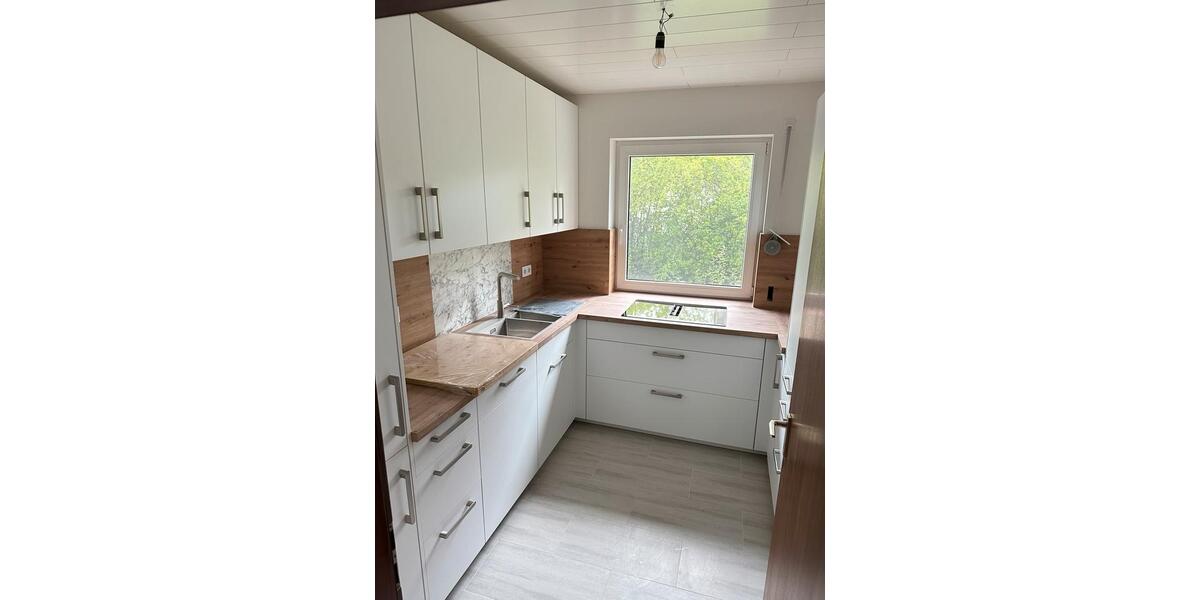 Erdgeschoßwohnung Marktheidenfeld - 4 Zimmer, 108 m&sup2;, 1.100&euro; | Angebot:25355850