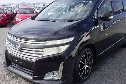 Nissan Elgrand 176.000 km 8.500 &euro; Westerstede 26655