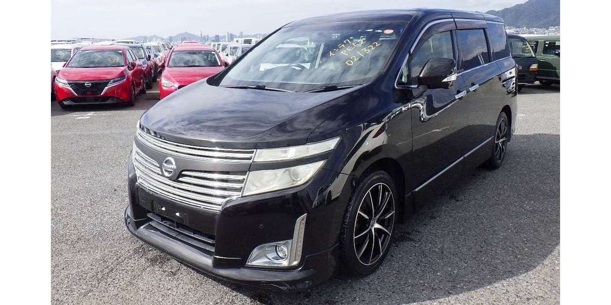 Nissan Elgrand 176.000 km 8.500 &euro; Westerstede 26655