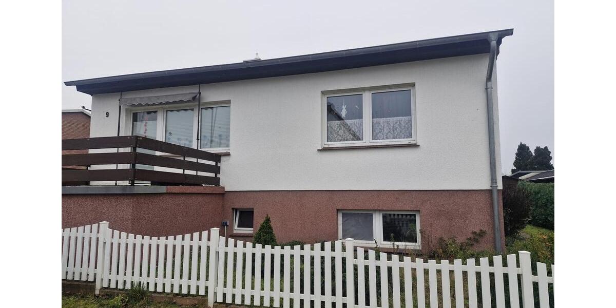 Einfamilienhaus in Neukloster zu vermieten. 130m2 Wohnfläche, 5 zimmer