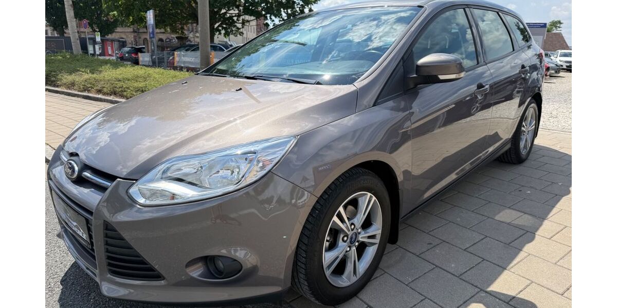 Ford Focus 143.955 km 5.799 &euro; Fürth 90763