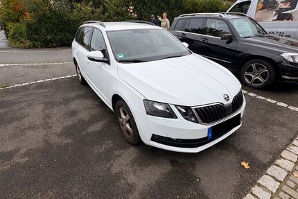 Skoda Octavia 237.800 km 7.999 &euro; Würzburg 97084