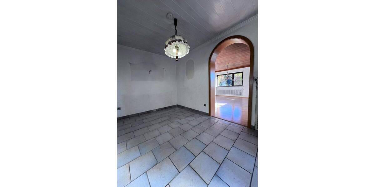 Mehrfamilienhaus, Wohnhaus Sinzing Saxberg - 6 Zimmer, 207 m&sup2;, 399.000&euro; | Angebot:25745210