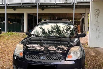 Ford Fiesta 210.000 km 1.350 &euro; Lahnstein 56112