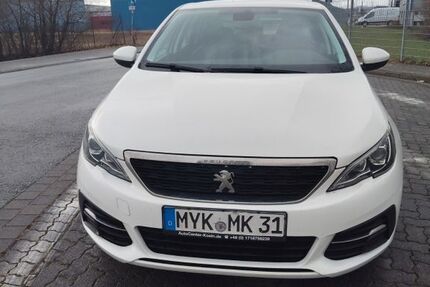 Peugeot 308 92.000 km 9.800 &euro; Kaltenengers 56220