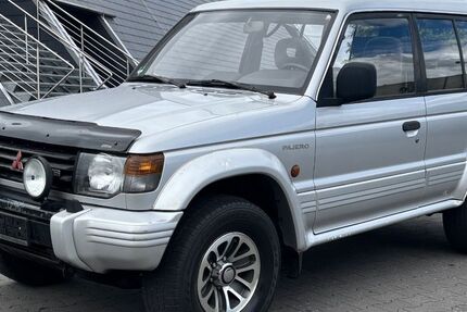 Mitsubishi Pajero 143.000 km 14.900 &euro; Mainz 55129