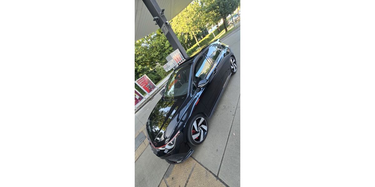VW Golf 54.000 km 30.000 &euro; München 81247