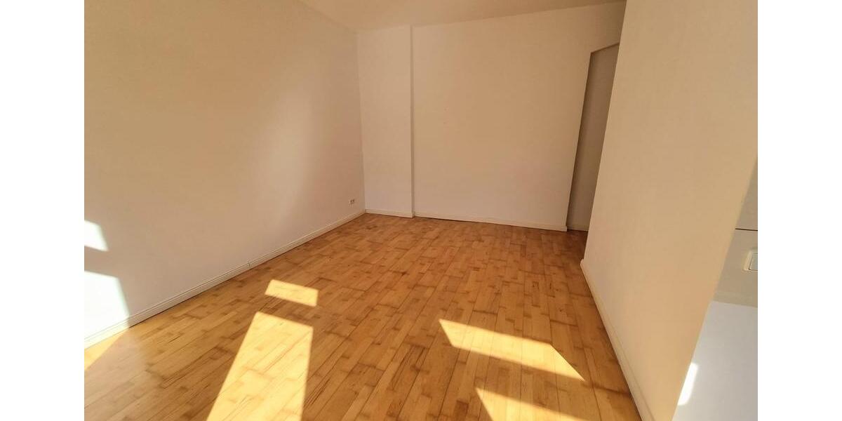 1-Zimmer Wohnung 28qm | Sofort Bezugsfrei |TOP Lage S-BahnU-Bahn 1 zimmer