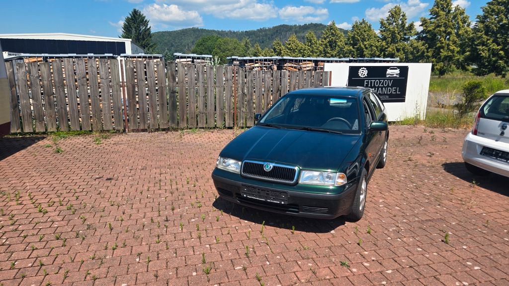 Skoda Octavia 206.350 km 3.300 &euro; Sonneberg 96515