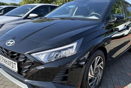 Hyundai i20 1.500 km 16.990 &euro; Dresden 01156