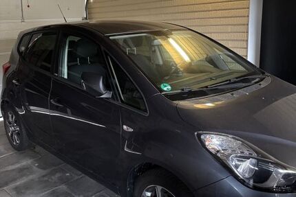 Hyundai ix20 120.000 km 7.400 &euro; Bergisch Gladbach 51467