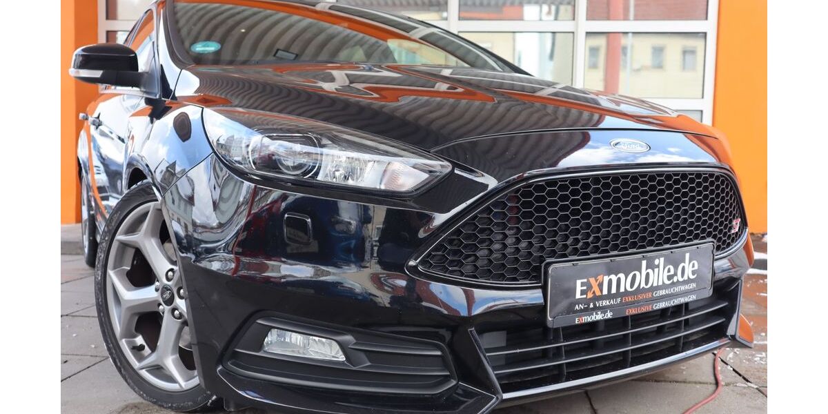 Ford Focus 98.700 km 17.999 &euro; Albstadt 72461
