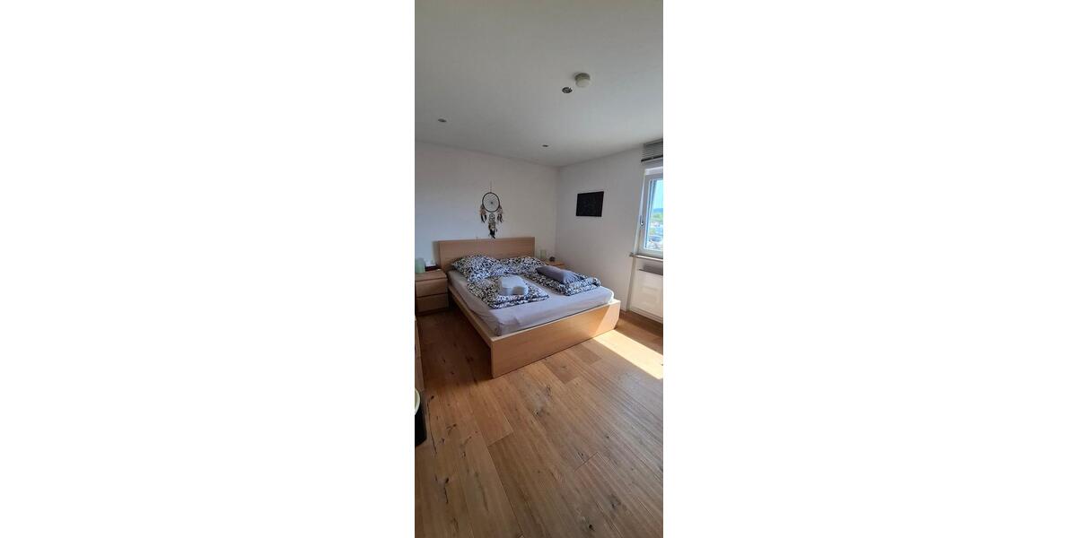 Dachgeschoßwohnung Neumarkt in der Oberpfalz Altenhof - 3 Zimmer, 70 m&sup2;, 230.000&euro; | Angebot:26423821