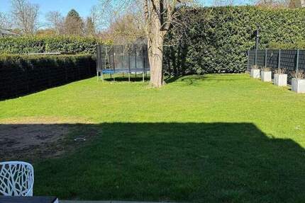 Haus Meerbusch Büderich - 6 Zimmer, 242 m&sup2;, 8.500&euro; | Angebot:26686542
