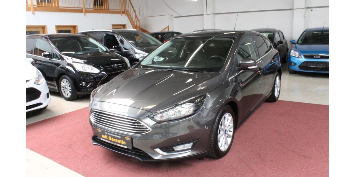 Ford Focus 74.553 km 9.450 &euro; Rendsburg 24768