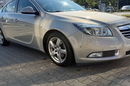 Opel Insignia 195.000 km 4.900 € Hohenwart 86558