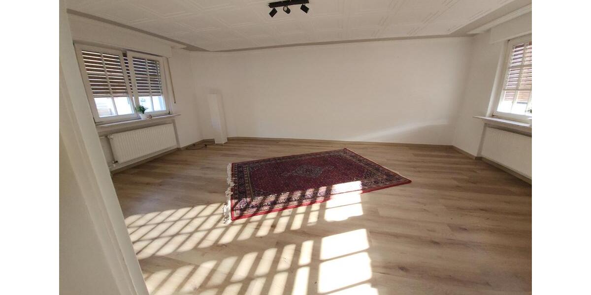 Einfamilienhaus Oberzent - 6.5 Zimmer, 192 m&sup2;, 1.350&euro; | Angebot:24598711