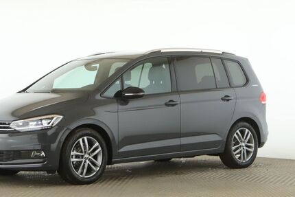 VW Touran 1.558 km 39.925 &euro; Jesteburg 21266