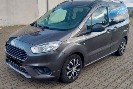 Ford Tourneo Courier 115.000 km 9.999 &euro; Königs Wusterhausen 15711