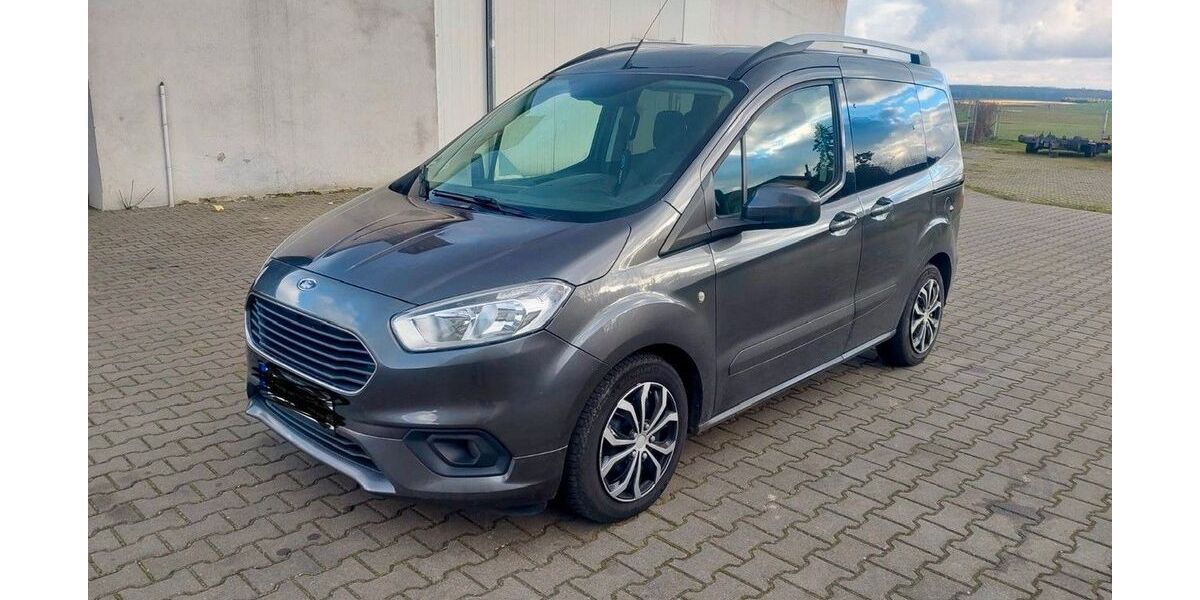 Ford Tourneo Courier 115.000 km 9.999 &euro; Königs Wusterhausen 15711