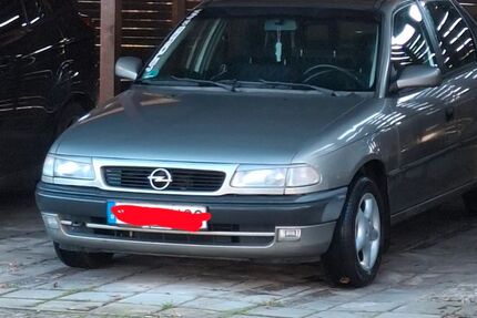Opel Astra 135.000 km 1.450 &euro; Gera 07549