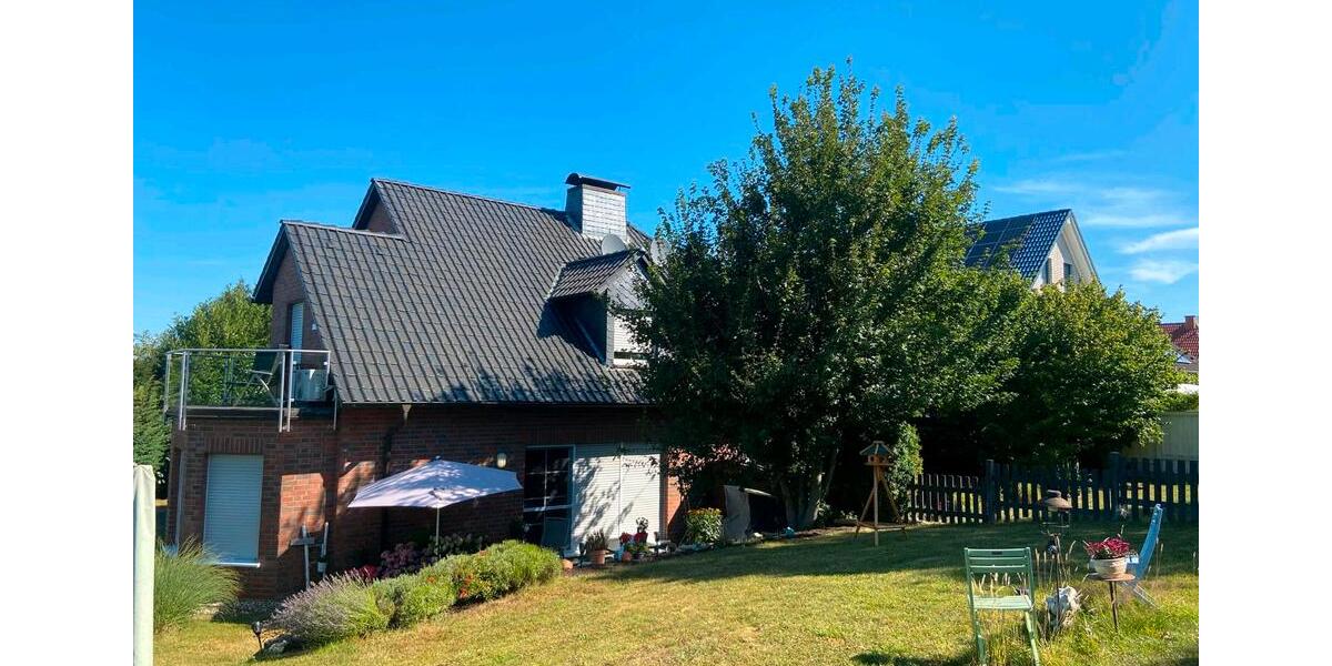 Einfamilienhaus Fröndenberg (Ruhr) - 8 Zimmer, 260 m&sup2;, 798.000&euro; | Angebot:27218405