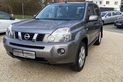 Nissan X-Trail 168.000 km 5.950 &euro; Aidlingen (Kreis Böblingen) 71134