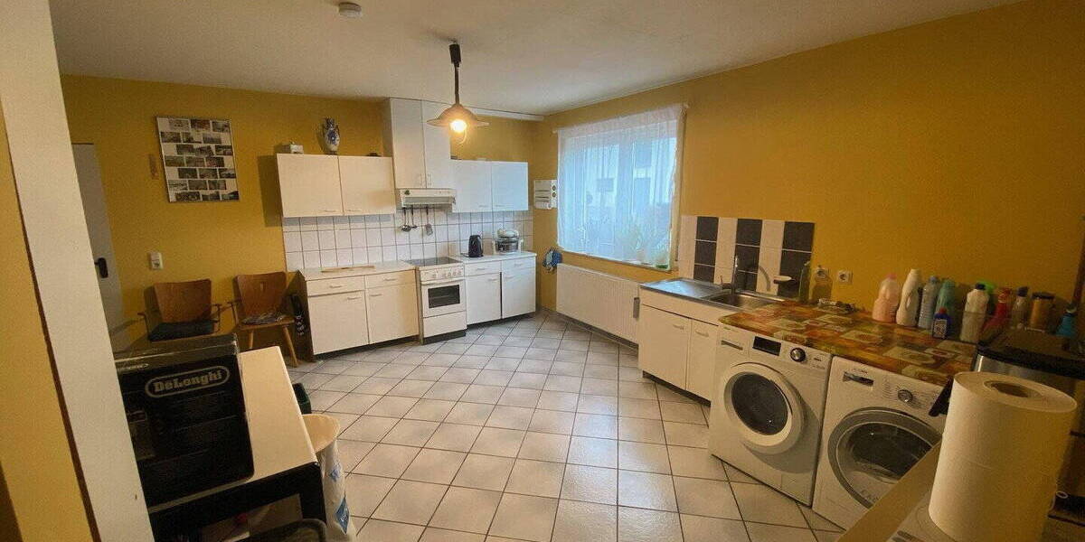 Einfamilienhaus Waldbröl - 6 Zimmer, 126 m&sup2;, 1.500&euro; | Angebot:26794401