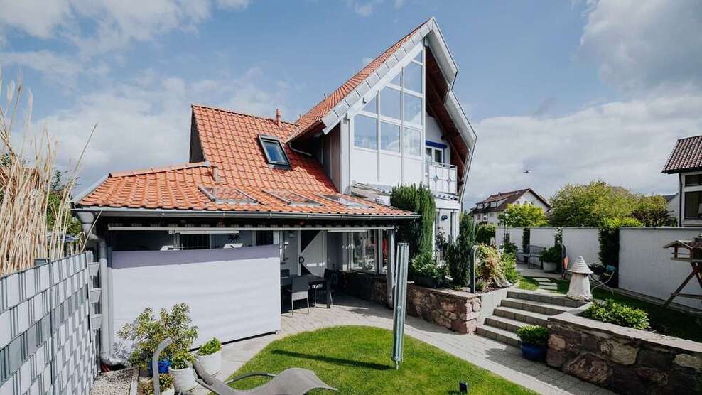 Haus zum Kaufen in March 890.000 € 287 m²