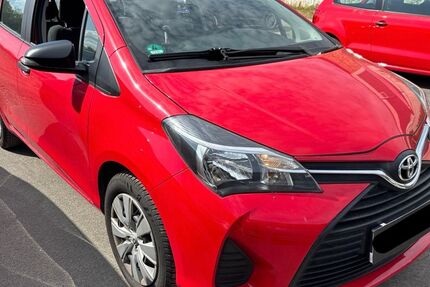 Toyota Yaris 64.956 km 8.999 &euro; Bietigheim-Bissingen 74321
