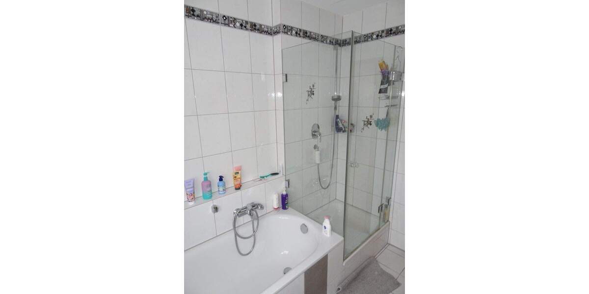 Reiheneckhaus mit Garage in Herzogenaurach-Nähe Schulzentrum Süd 5 zimmer