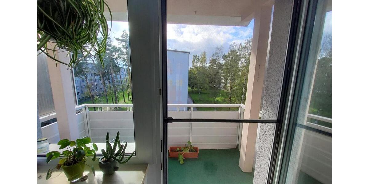 Etagenwohnung Hermsdorf - 3 Zimmer, 60 m&sup2;, 330&euro; | Angebot:25025813