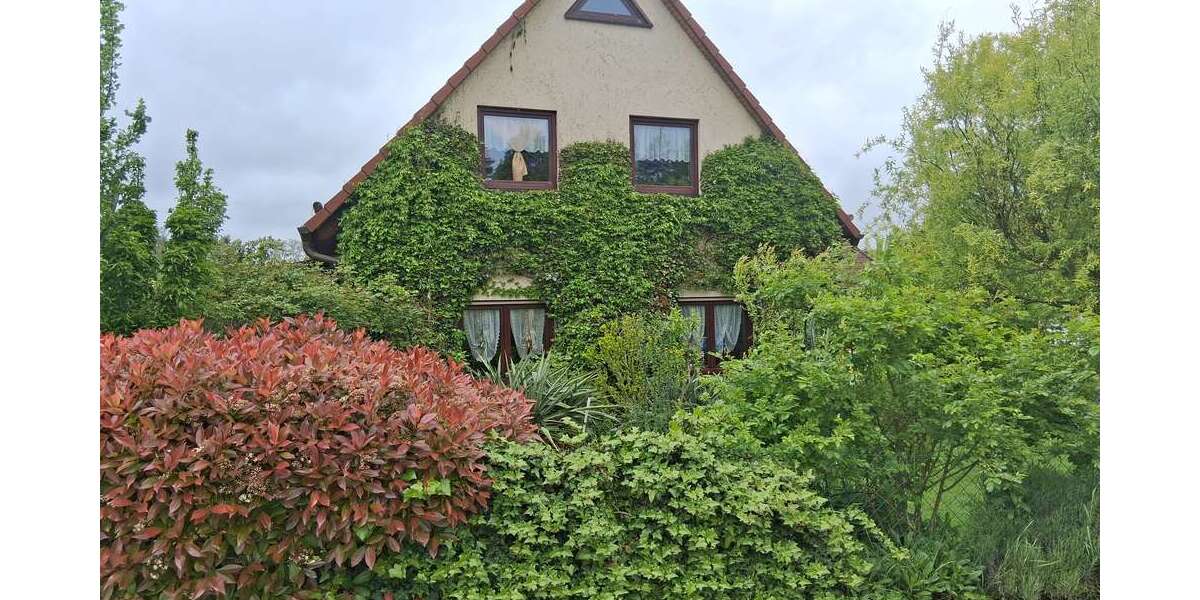 Einfamilienhaus Hettstedt - 3 Zimmer, 124 m&sup2;, 220.000&euro; | Angebot:26572810