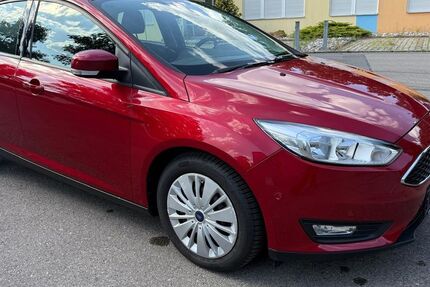 Ford Focus 25.822 km 8.990 &euro; Schwabach 91126