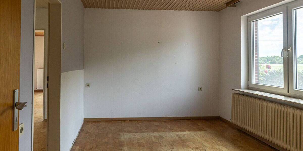Einfamilienhaus Blomberg - 8 Zimmer, 189 m&sup2;, 225.000&euro; | Angebot:25815052
