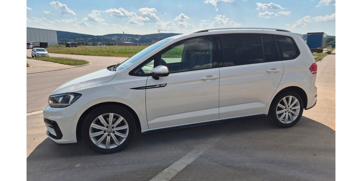 VW Touran 102.000 km 18.000 &euro; Neunburg 92431